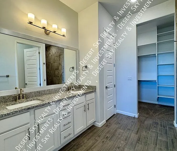 2427 Elena Way — Photo 13