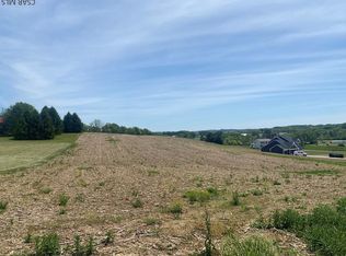 Pender Rd, Davidsville, PA 15928