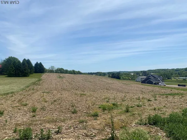 Pender Rd, Davidsville, PA 15928