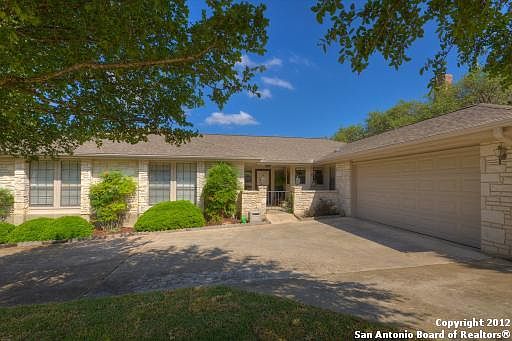 2nd image of 408 West Crest Dr.