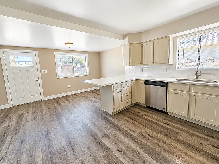 2853 S 9150 W — Photo 5
