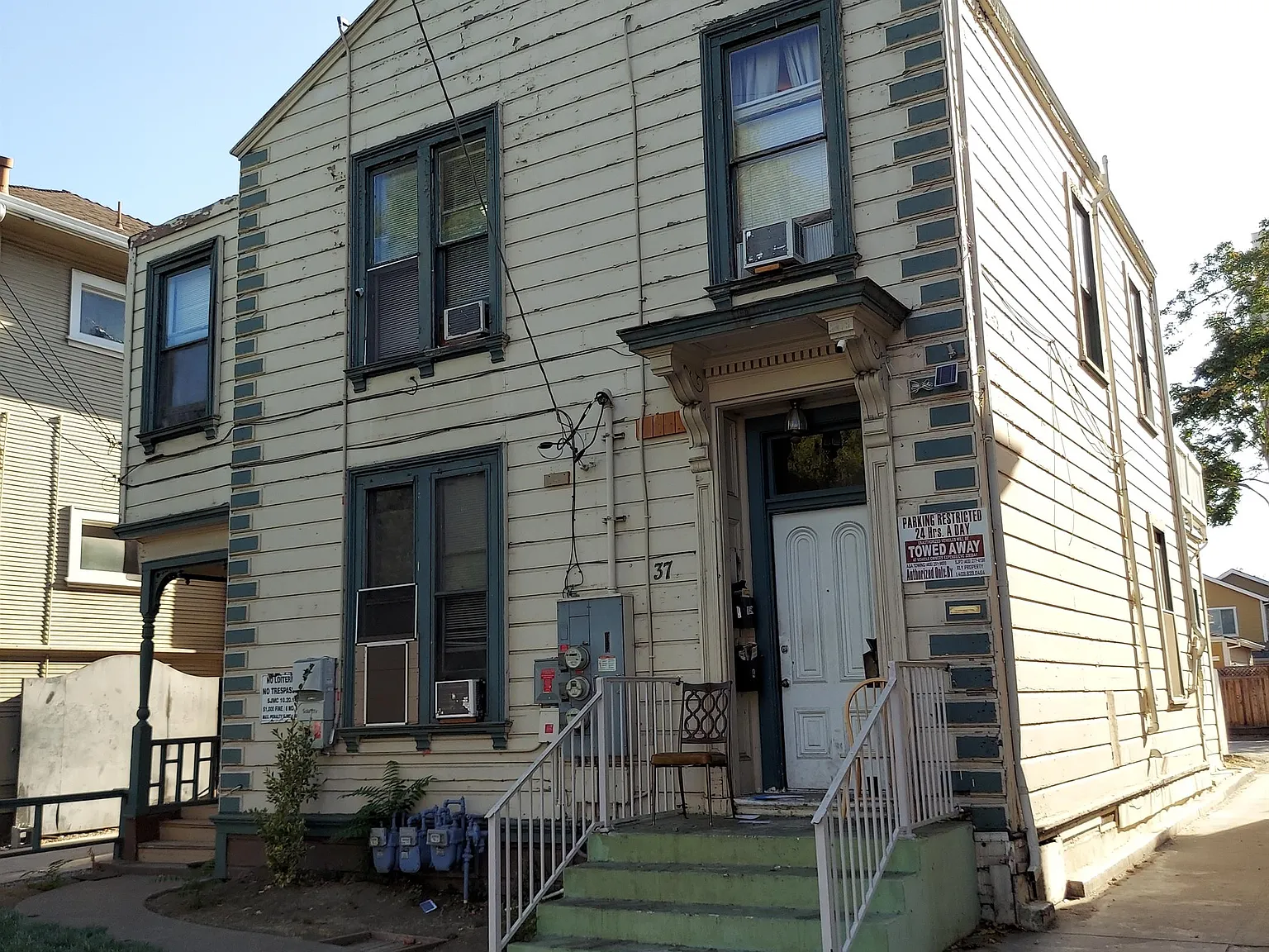 S. 8th 37 - 1 — Photo 3