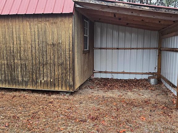 3rd image of 505 Addor Rd