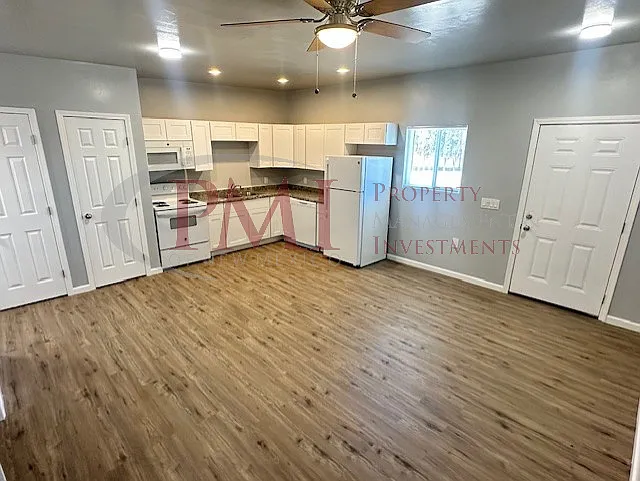 2250 Locust Street #2 — Photo 5