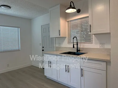 7914 16th St Photo 1