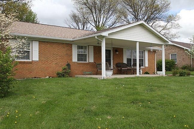 1st image of 437 Edgewood Dr