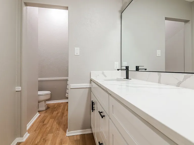 10406 High Hollows Dr #226 — Photo 16