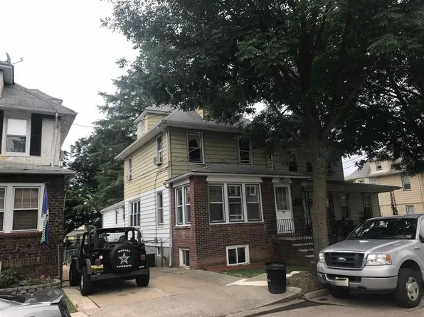 17 Roosevelt Ave, Ridgefield Park, NJ 07660