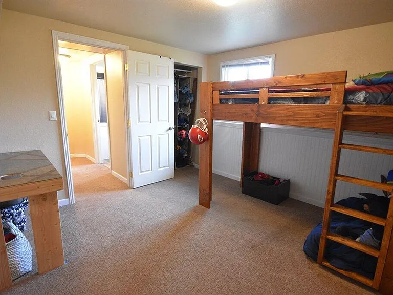 222 Ridgeway Dr — Photo 5