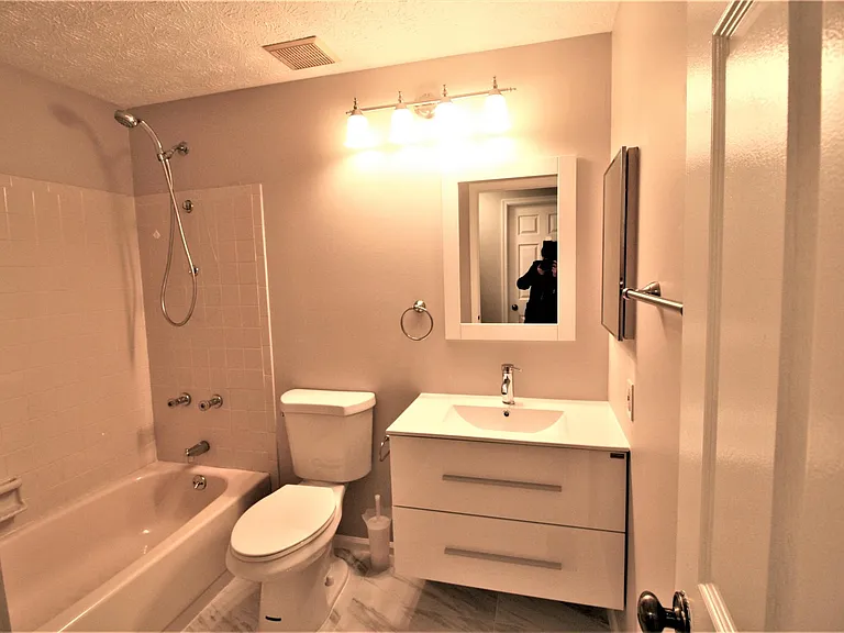 507 Smoketree Ct — Photo 17