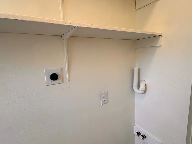 Pantry room / laundry room