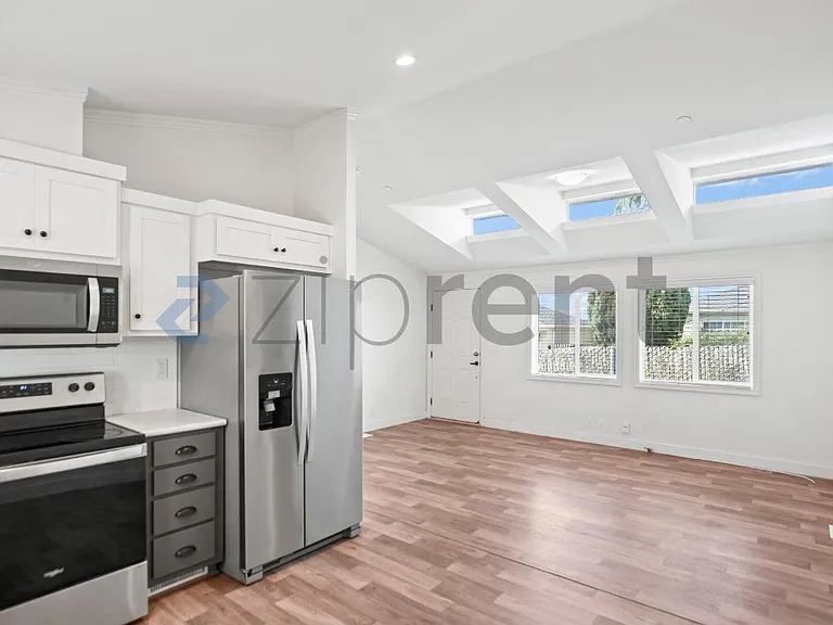 2838 Romagnolo St #A — Photo 12