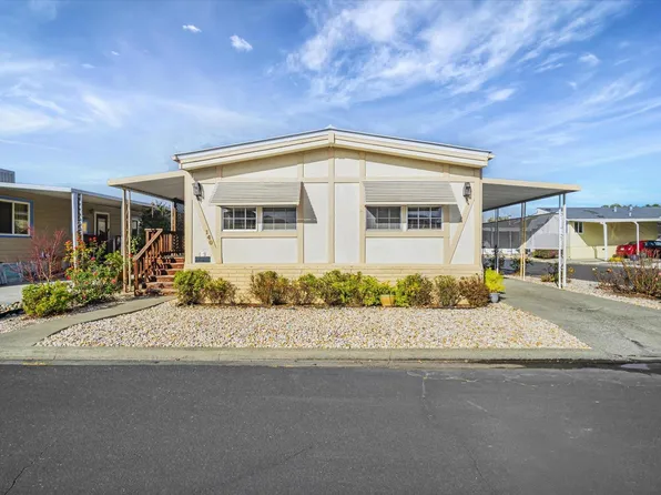 140 Stratford Way, Santa Rosa, CA 95401