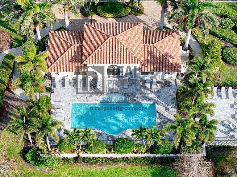 27020 Adriana Cir #201 — Photo 9