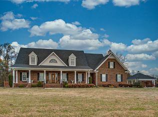 1982 Old Plank Rd, Sophia, NC 27350