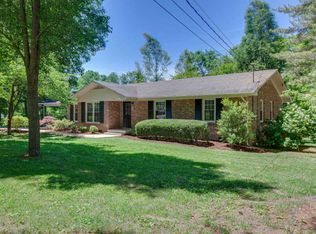 1010 Sunnyside Dr, Columbia, TN 38401