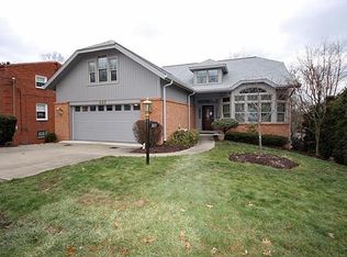 227 Main Entrance Dr, Pittsburgh, PA 15228