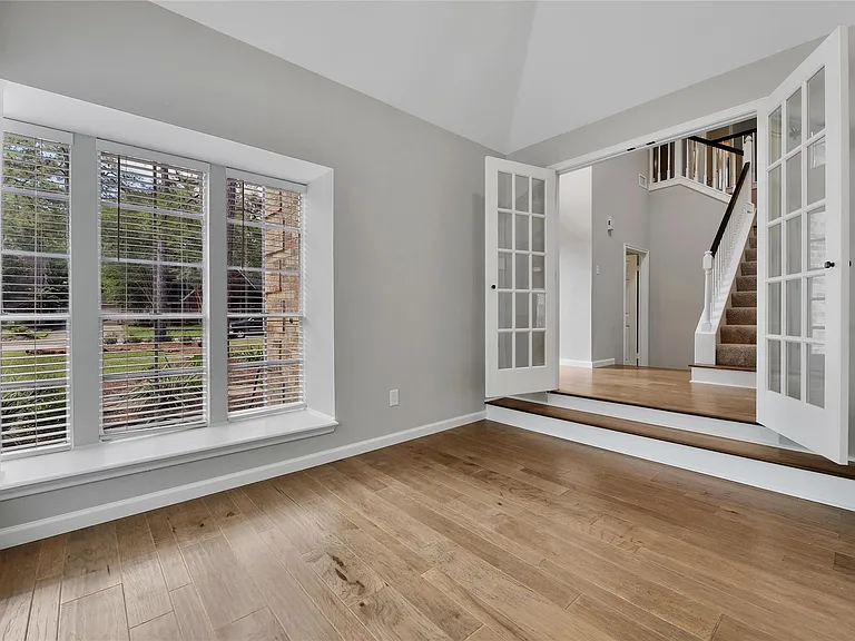 35 Cornerbrook Pl — Photo 8