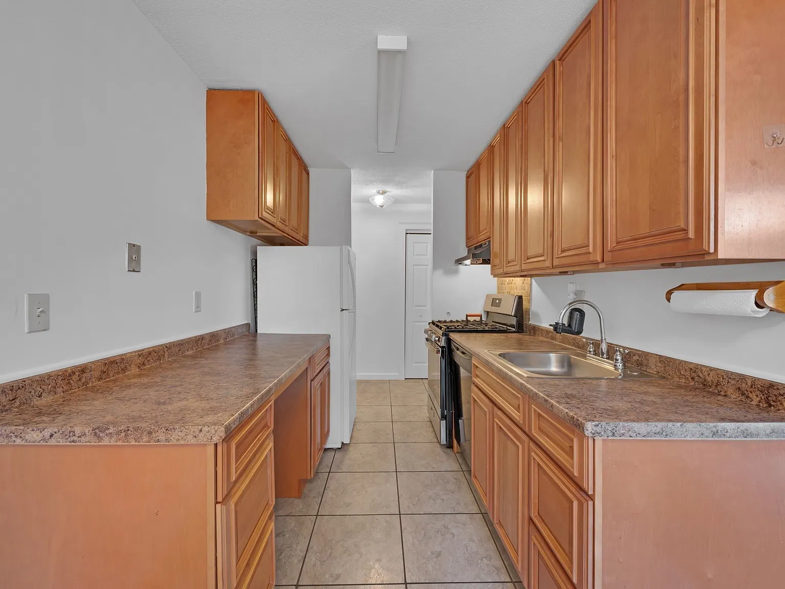 1 bed, 1.0 bath, 643 sqft, $1,700 — Photo 3
