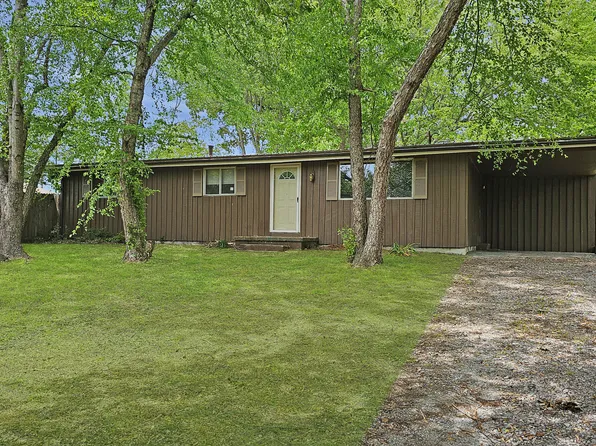 718 Nora Ave, Newbern, TN 38059