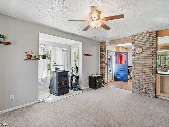 2nd image of 6512 Clay St