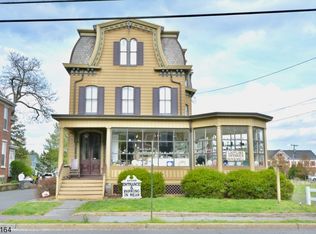 152 Main St, Flemington, NJ 08822