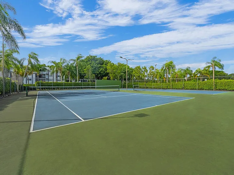 The Luxe at Boca — Photo 20