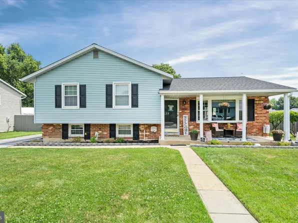 802 Broadfield Dr, Newark, DE 19713