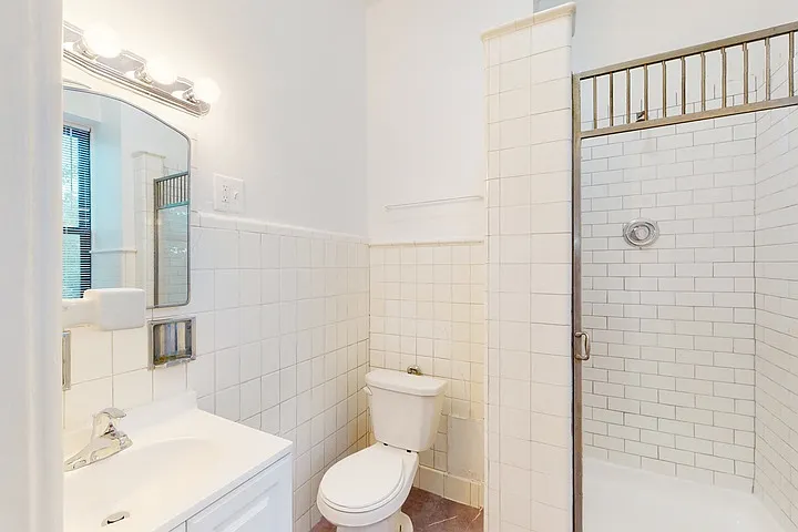 5120 S. Hyde Park Boulevard — Photo 22