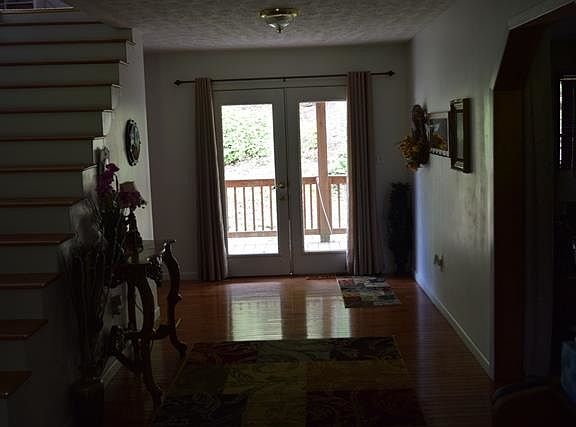 2nd image of 8651 Tazewell Hwy