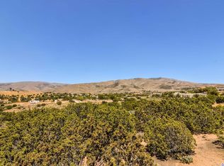 35305 Robinsong Rd, Agua Dulce, CA 91390