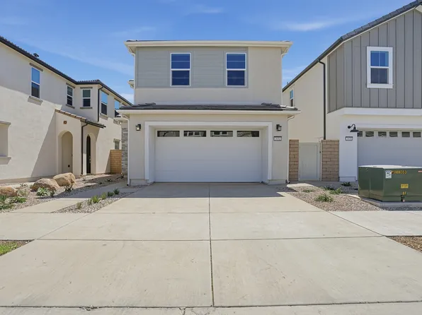 2032 Pyrenes Pl, Santa Paula, CA 93060