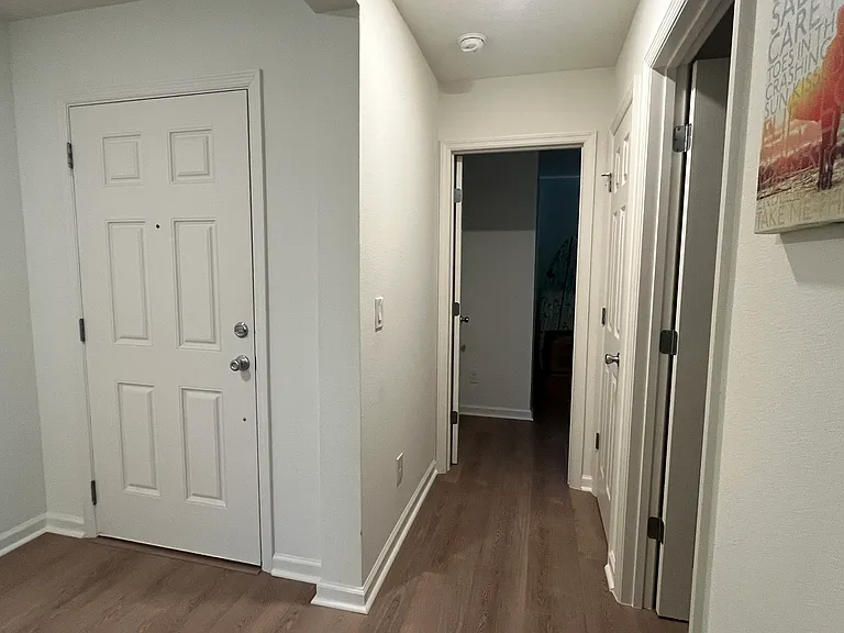 100 Signet Cir — Photo 3