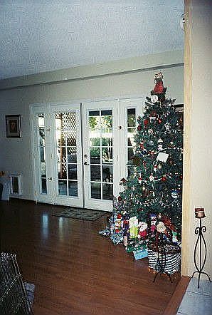 Fam Room-Wall/Doors 2005