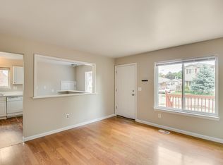23103 Cayuga Ave, Hazel Park, MI
