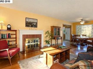 7932 Sterling Dr, Oakland, CA 94605