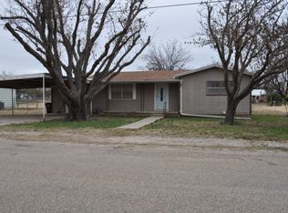610 Victor St, Rowena, TX 76875