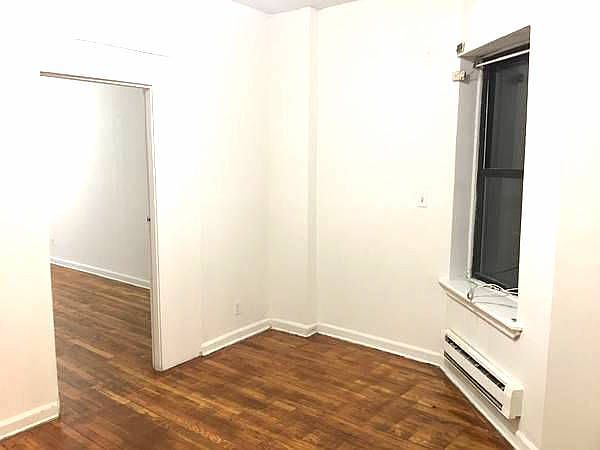 2nd image of 40 Mulberry St APT 1F