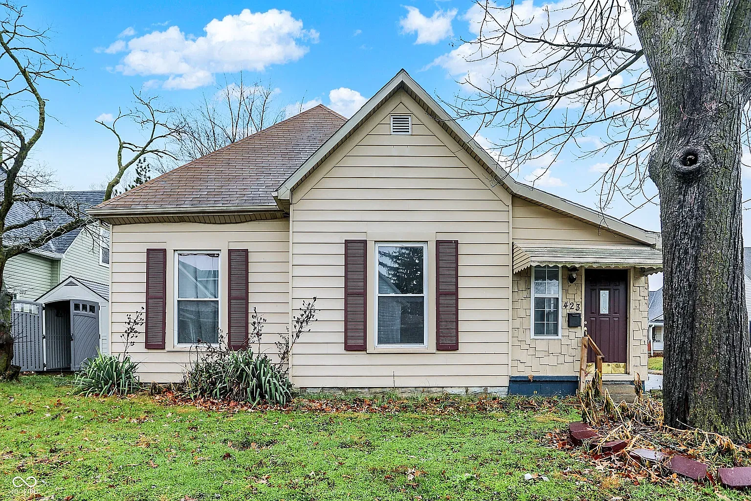 3 bed, 1170 sqft, $1,600 — Photo 1