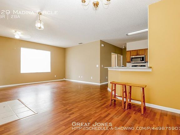 4th image of 629 Madina Cir
