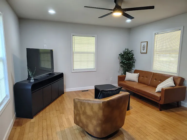 7038 Dodson Branch Rd — Photo 7