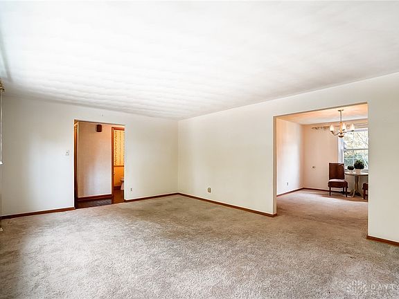 4th image of 4367 Sunnydale Pl