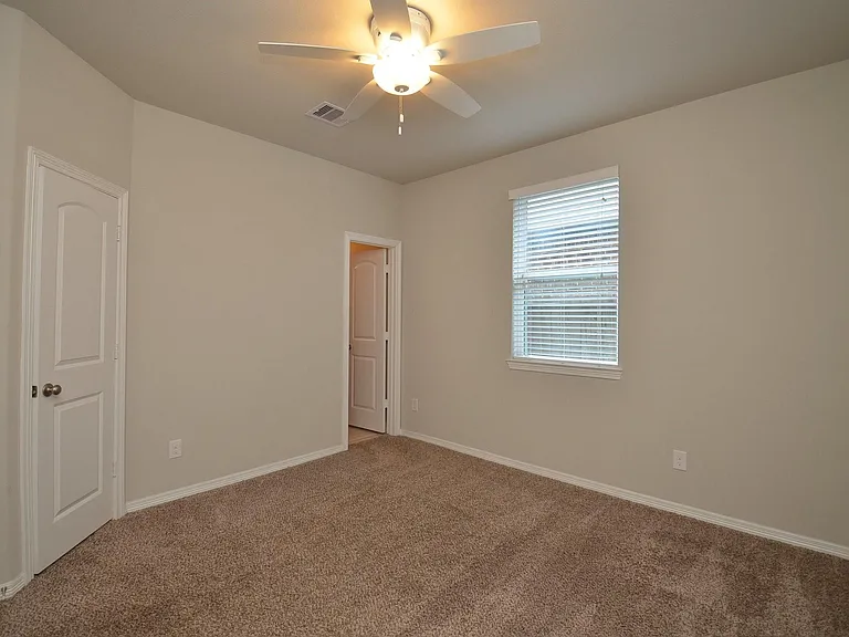 11134 Honeysuckle Haven Dr — Photo 17