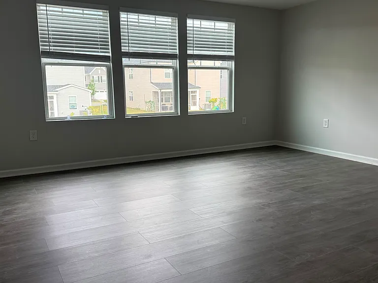 1633 Trembley Park Dr — Photo 26