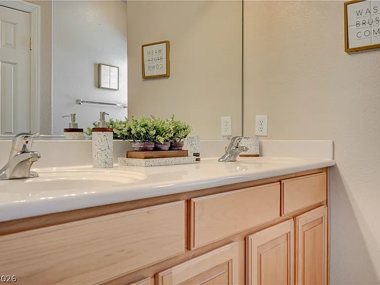 10145 Malibu Creek Ct #102 — Photo 31