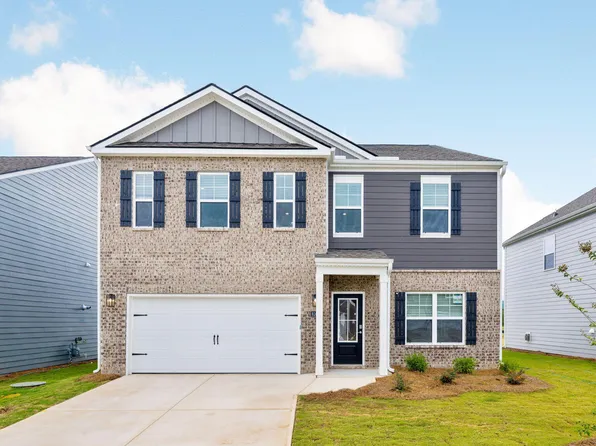 8167 Watercolour Ln, Ooltewah, TN 37363