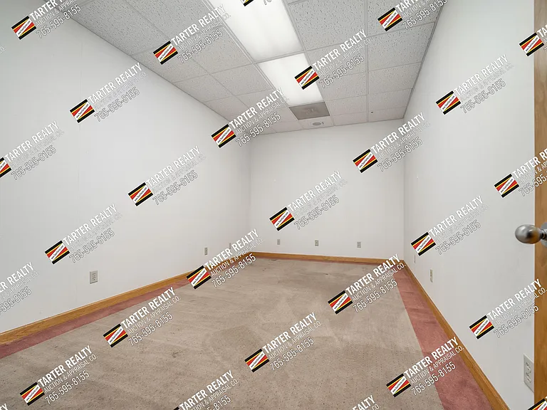 108 S Meridian St #1 — Photo 4