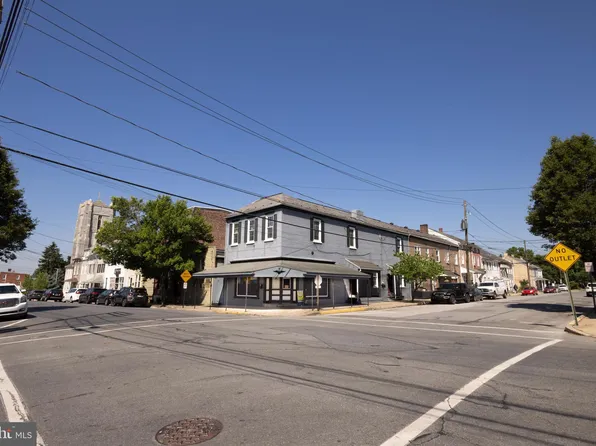 459 Cherry St, Columbia, PA 17512