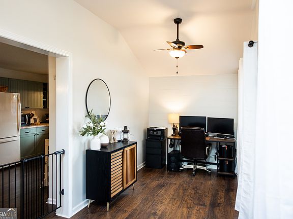 5th image of 5720 Highway 21 N