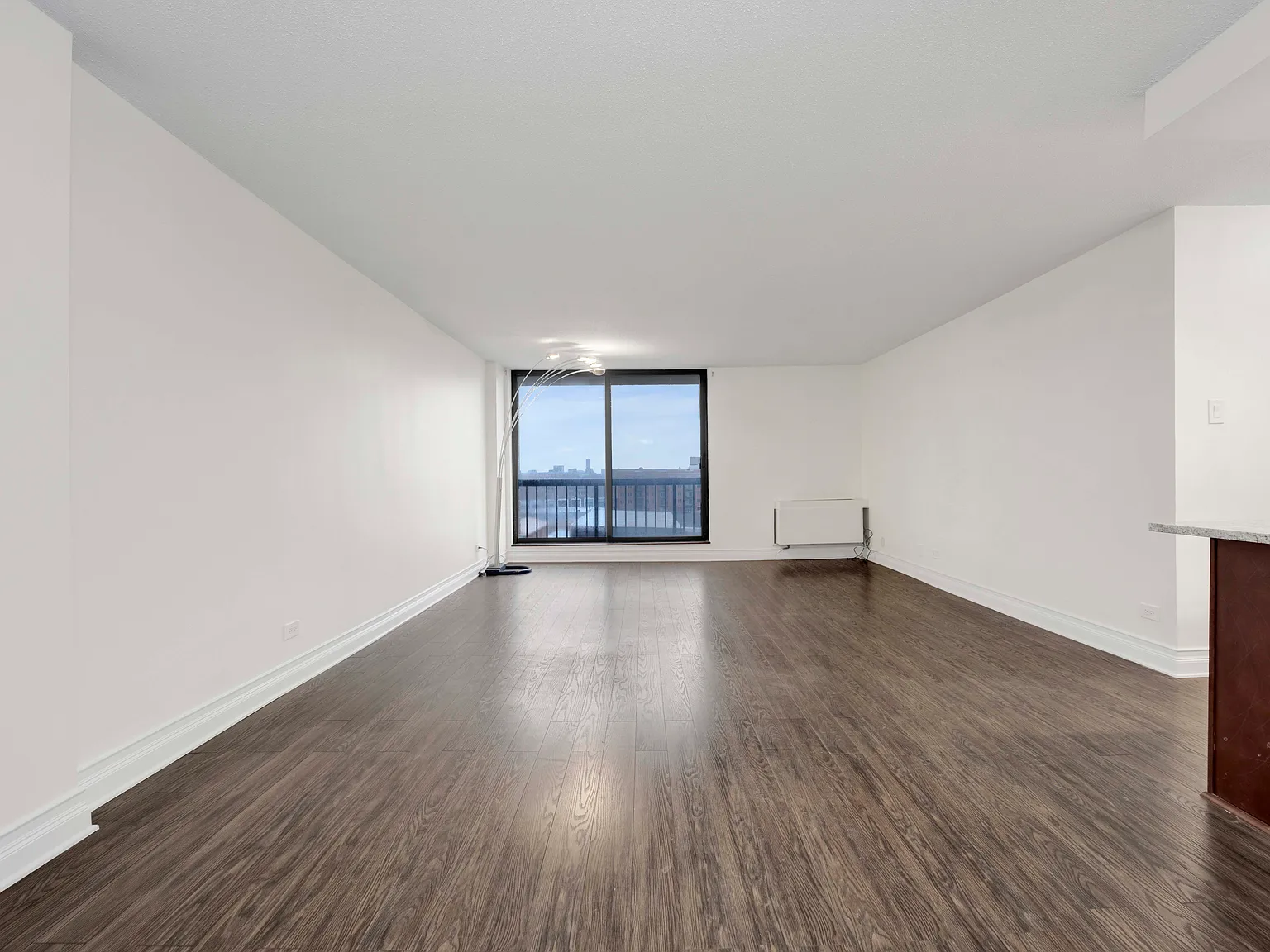 2 bed, 1370 sqft, $2,600 — Photo 2